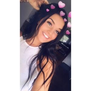 Meet your Posher, Clair